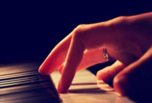 快船vs掘金全场有哪些精彩瞬间和关键转折?